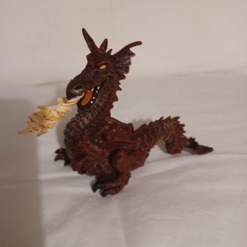 Dragon figure like new