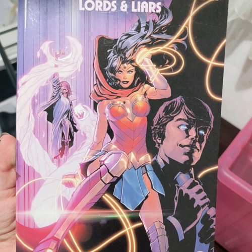 Comic DC Wonder Woman Lords & Liars like new, English