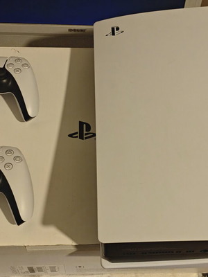 PlayStation 5 disc κονσόλα 1TB με 6 παιχνίδια και 2 χειριστήρια