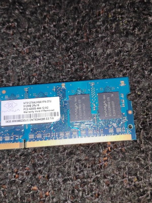 Μνήμη RAM Nanya 512MB DDR2 για Laptop σαν καινούργιο