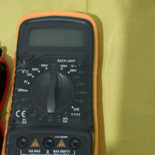 Digital Multimeter new with box and manual