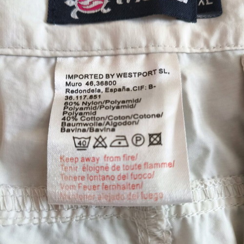 Maua Bermuda shorts ecru size XL like new