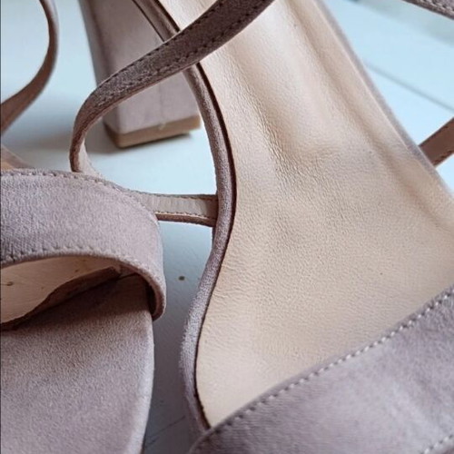 Stefania Heeled Sandals like new, size 41