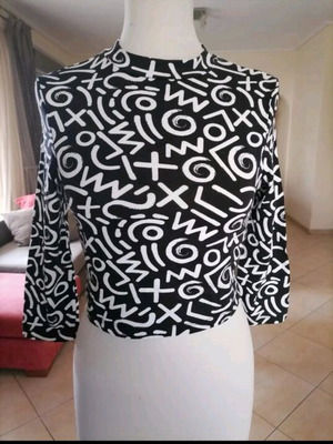 Pink Woman cotton long-sleeve top new, black and white