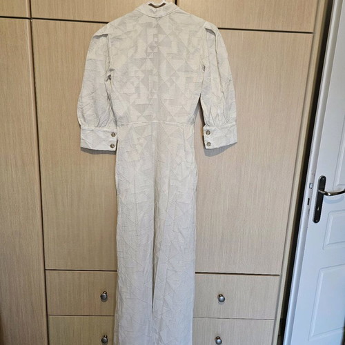 Long romantic dress in ivory color like new