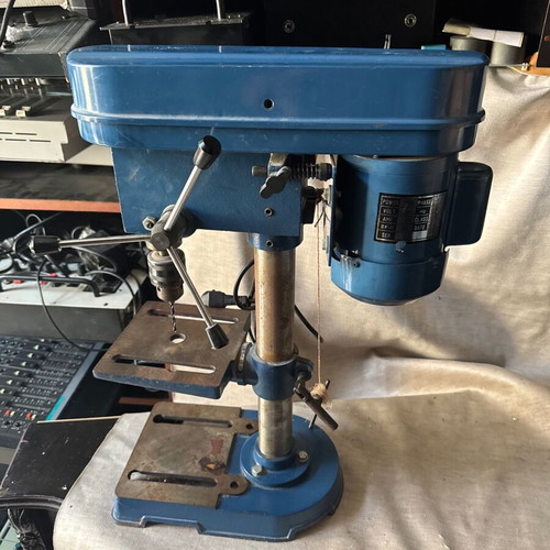 Power Plus POW302 Column Drill Bench 350W like new
