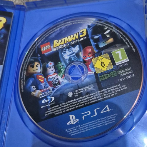 Batman 3 Beyond Gotham used for PlayStation 4