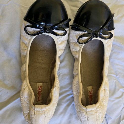 Nak ballerinas used, size 38, black and white