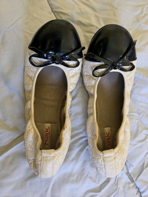 Nak ballerinas used, size 38, black and white