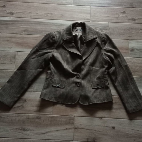 Jacket used, size L, very elegant