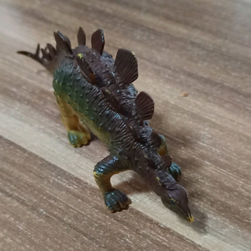 Stegosaurus dinosaur figure used, length 12cm