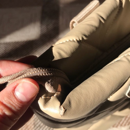 Shoulder bag used in good condition