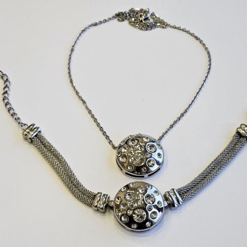 Jewelry set used, necklace and bracelet