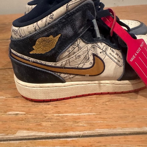 Jordan 1  MID SE