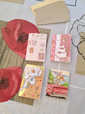 Set of 4 mini wedding greeting cards like new