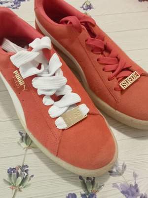 Puma Suede women's shoes new, salmon color, size 40.5