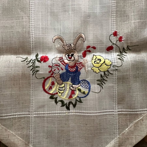 Easter table runner new with design 1.80 x 40 cm