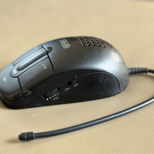 Radio with batteries like new, mouse-shaped vintage gadget