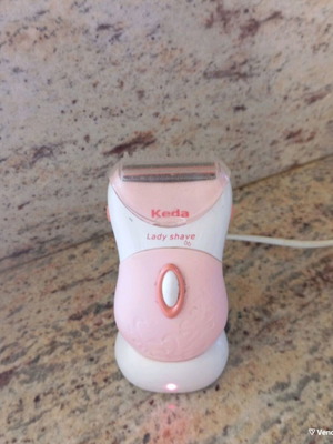 Keda 187 Rechargeable Women's Shaver Like New