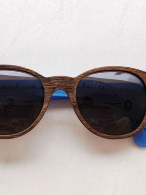 Lozza sunglasses like new with round lenses and acetate wood texture frame