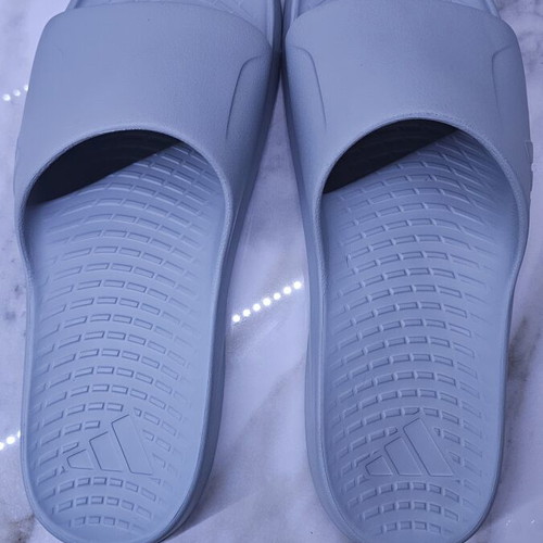Adidas Lightshift slides size 48.5 like new, turquoise