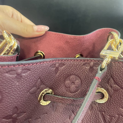 Authentic leather bag, burgundy