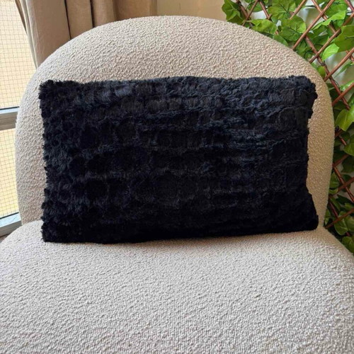 Wide fur pillow like new, black with removable fabric