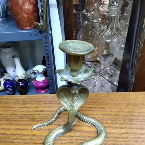 Bronze cobra-style single candle holder used 14x8x8 cm