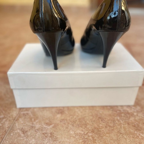 Gianna Kazakou black patent leather pumps 10cm heel like new size 37