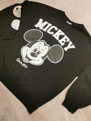 Disney sweatshirt used, size L, black