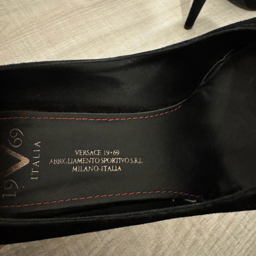 Ιταλικές γόβες Versace 19.69 suede leather σαν καινούργιες, μέγεθος 39, μαύρες