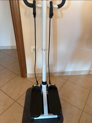 Step fitness machine like new