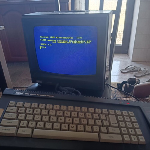 Amstrad 6128 PC with original manual