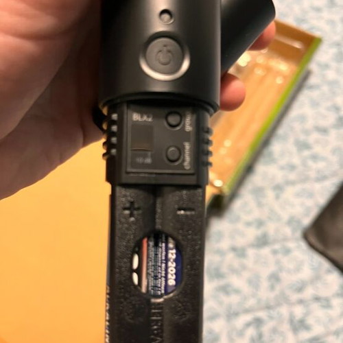 Shure wireless microphone like new, professional use, with box