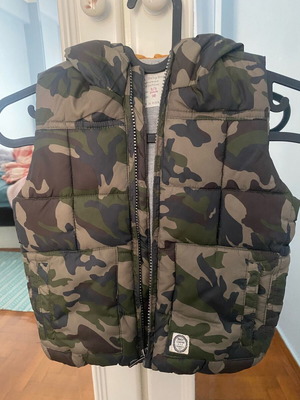 Zara baby boy sleeveless jacket like new, size 2/3 years, 98 cm