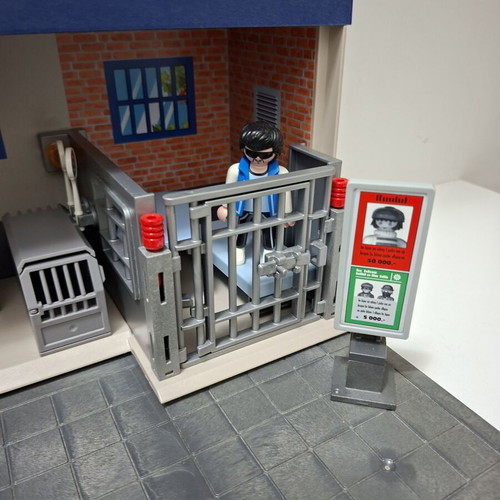 Playmobil City Action Police Station Case like new