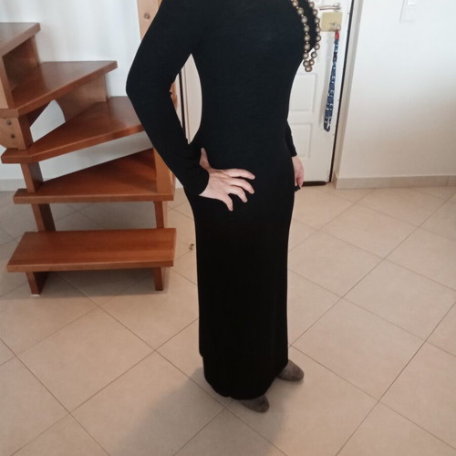 Off-the-shoulder slim-fit maxi black dress Marlen like new