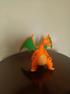 Charizard 3D printed like new, height 17cm