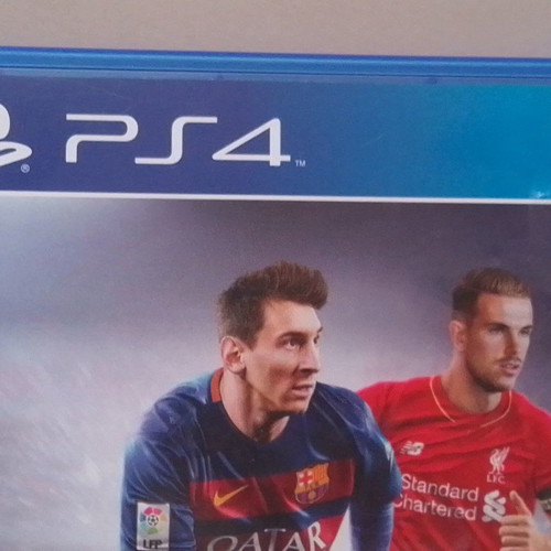 PS4 FIFA 16 game used, fully functional