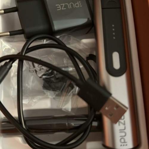 Pulze device new with charger, case, cover, cleaning tool and USB cable