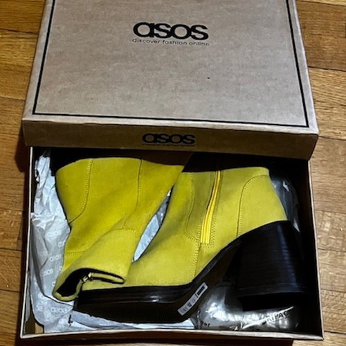 ASOS leather suede ankle boots new, size 39, yellow with chunky heel