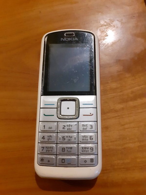 Nokia 5070 phone used, very good condition, no charger