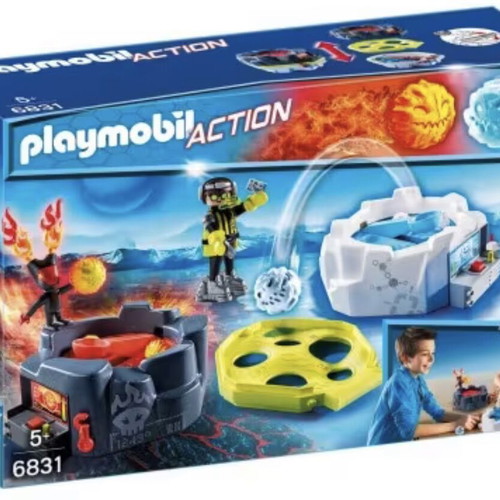 Playmobil game with fire and ice launchers 6831 like new
