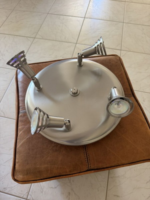 Ceiling light with 4 lights