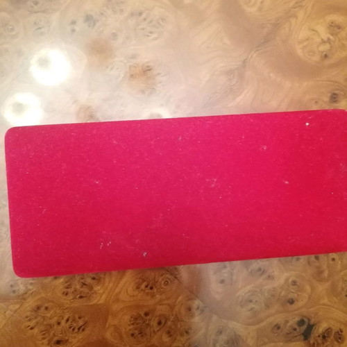 Shaving razor in red velvet case new