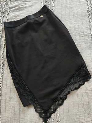 Med black skirt with lace, size Small, like new