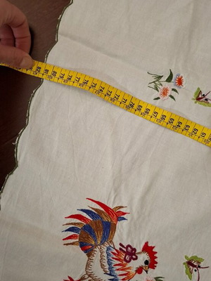 Easter tablecloth with hens new