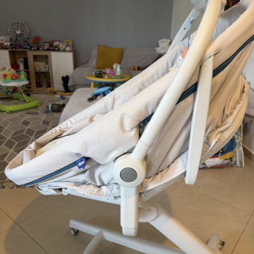 Chicco Baby Hug 4 in 1 Air cradle and relax, light grey