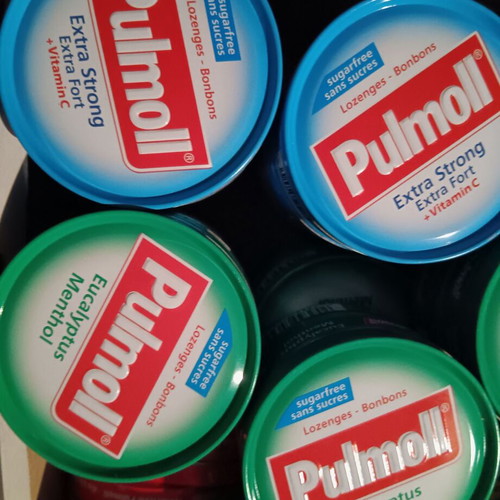Set of 10 empty metal boxes Pulmoll