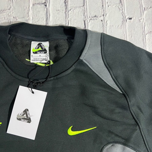 Palace Total 90 Crewneck Nike new, sizes M and L, black and green